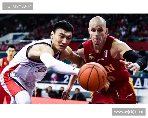 北京篮球队以74分领跑世界杯积分榜展现强劲实力与团队合作精神