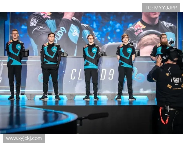 RNG战胜OMG迎来LPL季后赛精彩开局 展现强大团队协作力